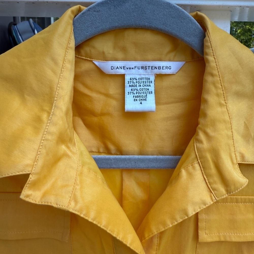 Diane Von Furstenberg Vintage Yellow Classic Pleated Dress Size 4 Women’s - Picture 3 of 7